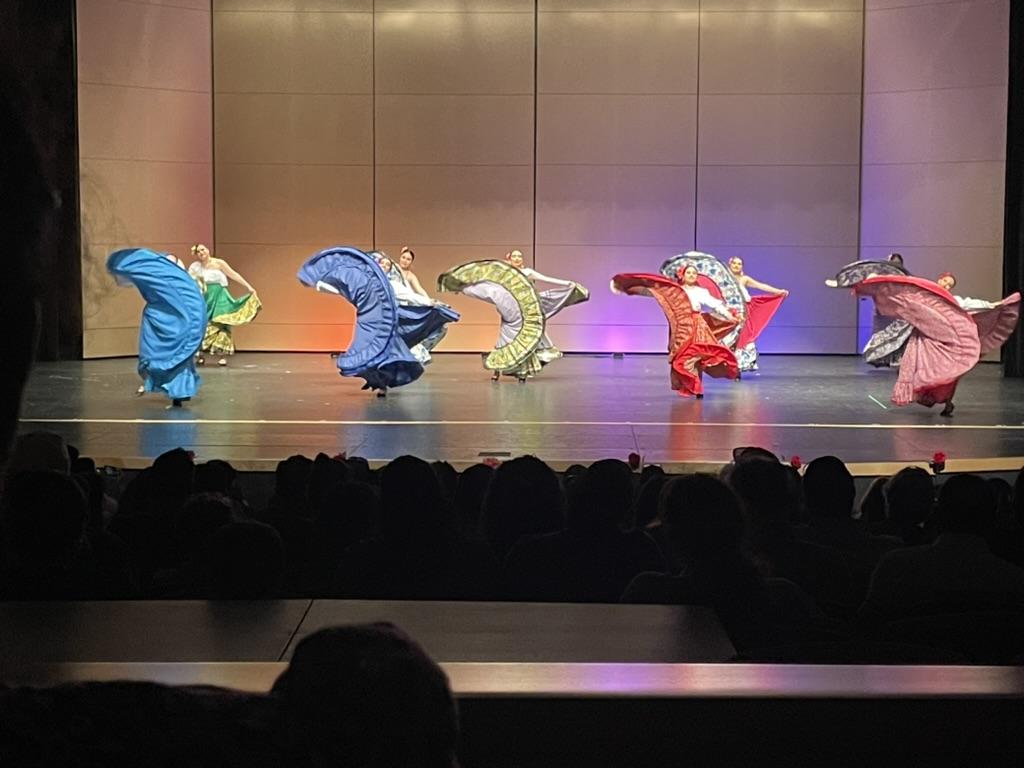 Latino Mentor Program Hosts La Fiesta